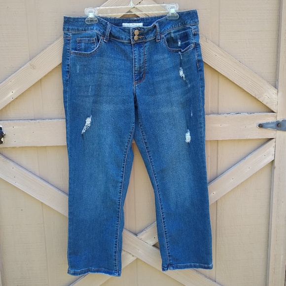 Cato Denim - ☀️50% OFF SALE☀️ Cato Est 1946 Distressed Jeans